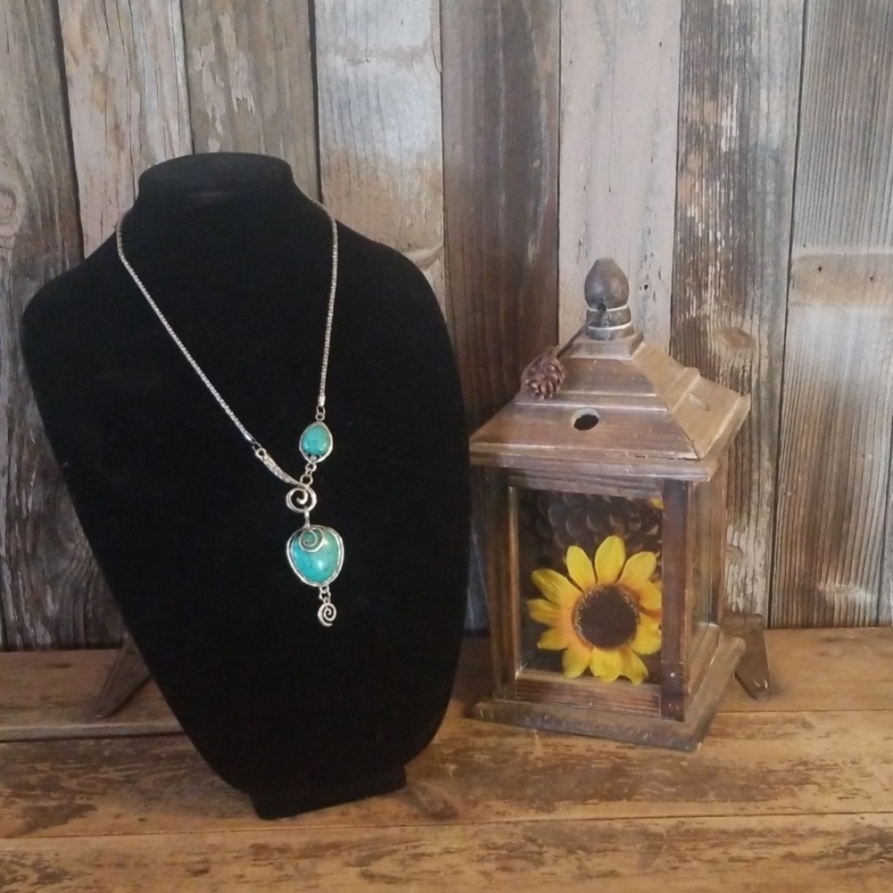 Silver and turquoise necklace
